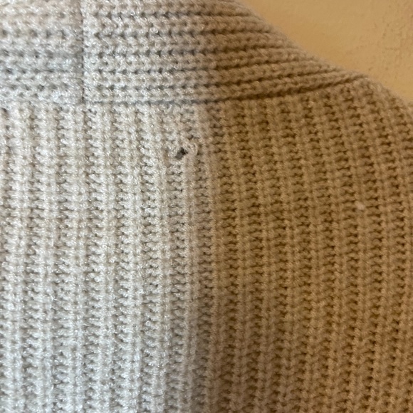 NWT leith beige oatmeal cardigan ( with flaws) - Picture 8 of 9